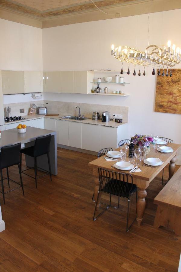 Art Apartment Duomo Luxury View Φλωρεντία Εξωτερικό φωτογραφία